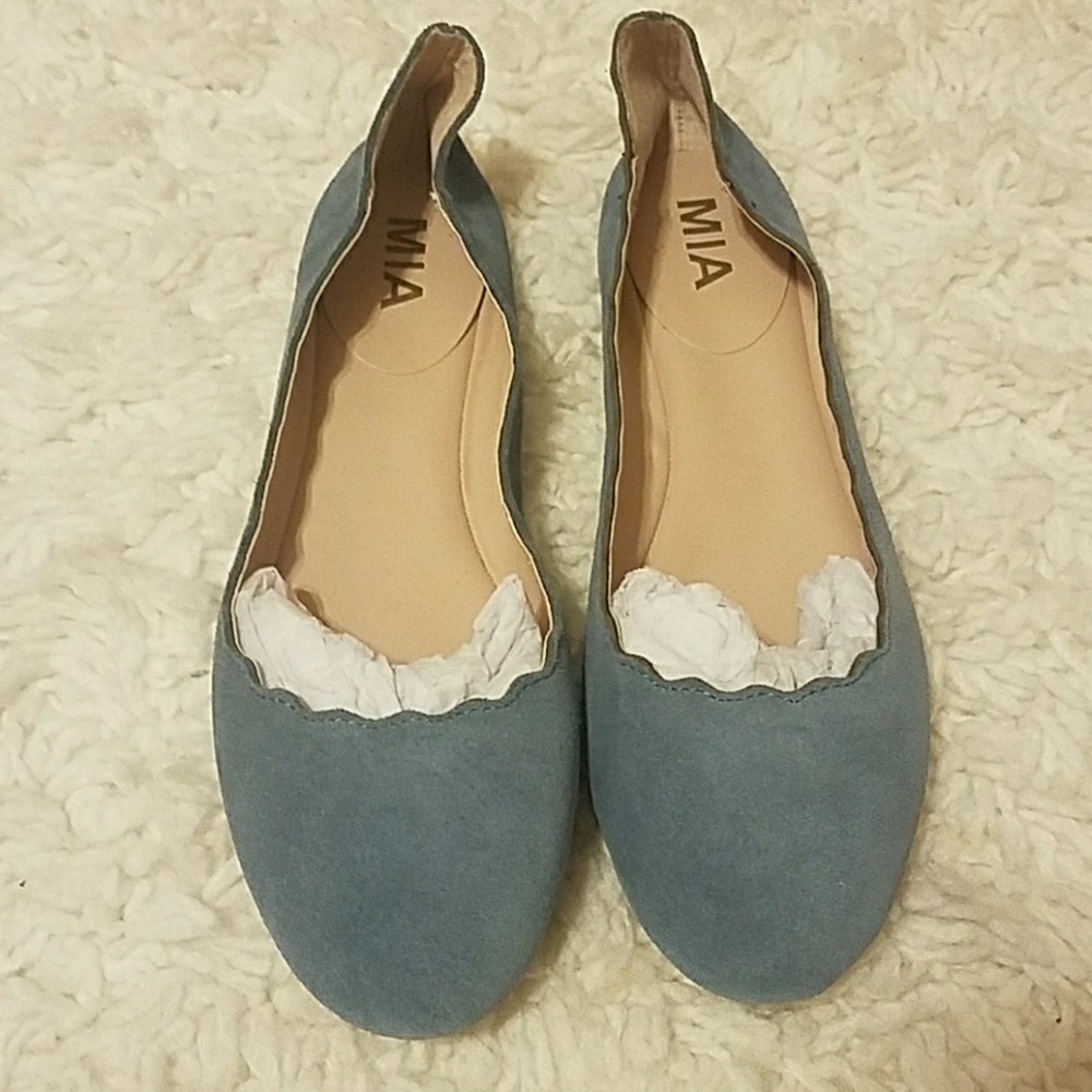 Mia gianni blue suede ballet flats